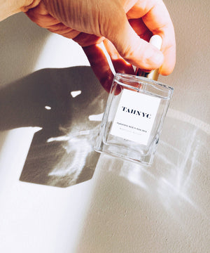 Vegan Hyaluronic Acid in Aloe Vera Facial Serum